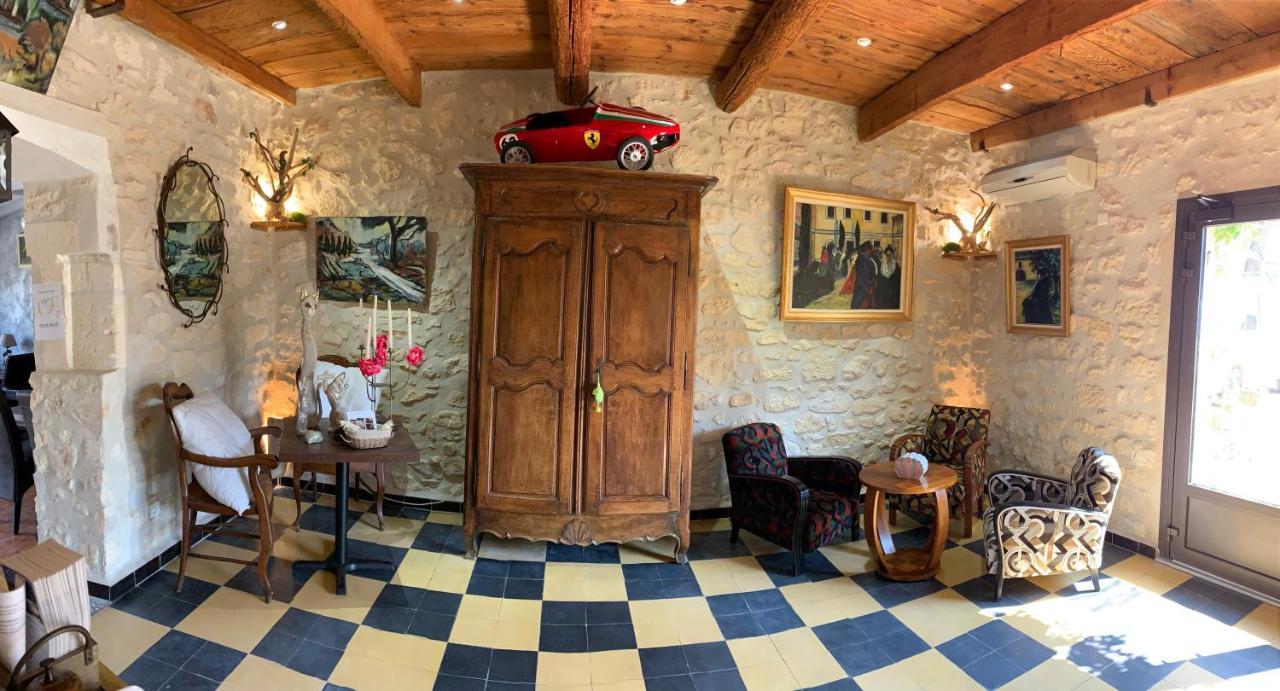 Logis Hotel Restaurant Hostellerie De La Tour Fontvieille Εξωτερικό φωτογραφία