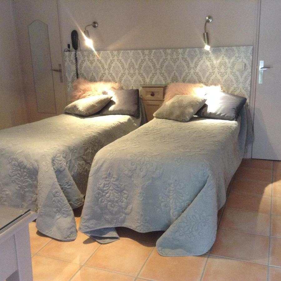 Logis Hotel Restaurant Hostellerie De La Tour Fontvieille Εξωτερικό φωτογραφία